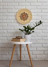 Circular-clock-indoors